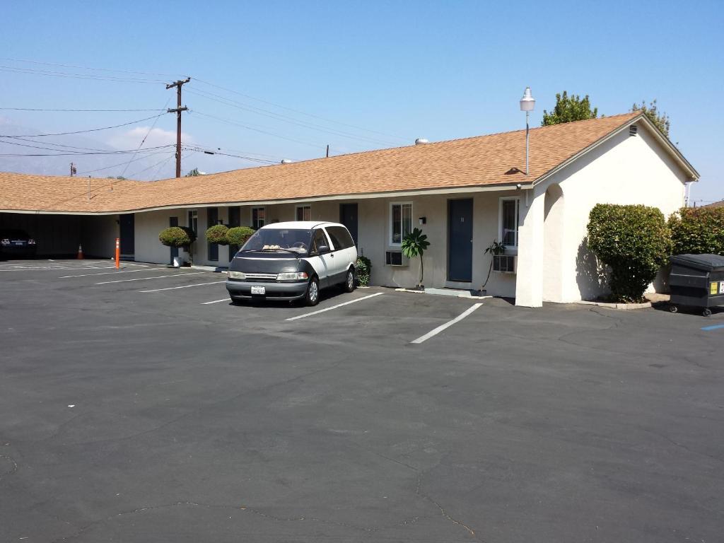 New Kansan Motel Rancho Cucamonga Exterior photo