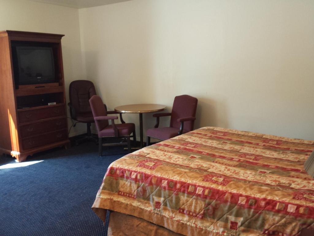 New Kansan Motel Rancho Cucamonga Room photo